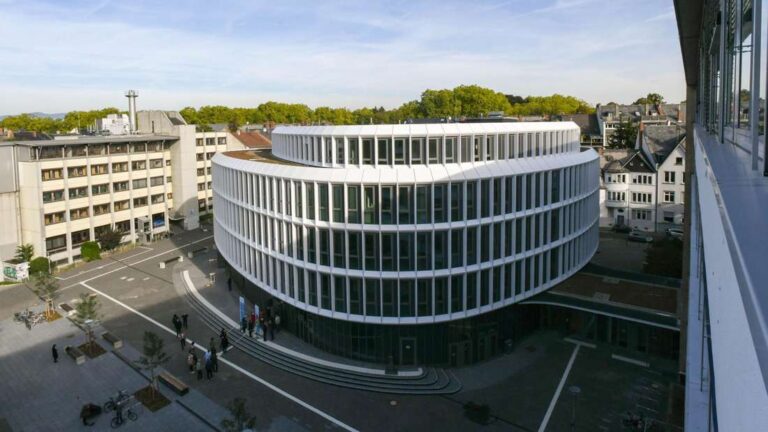 Studie zu Kryptowährungen und der Blockchain-Technologie